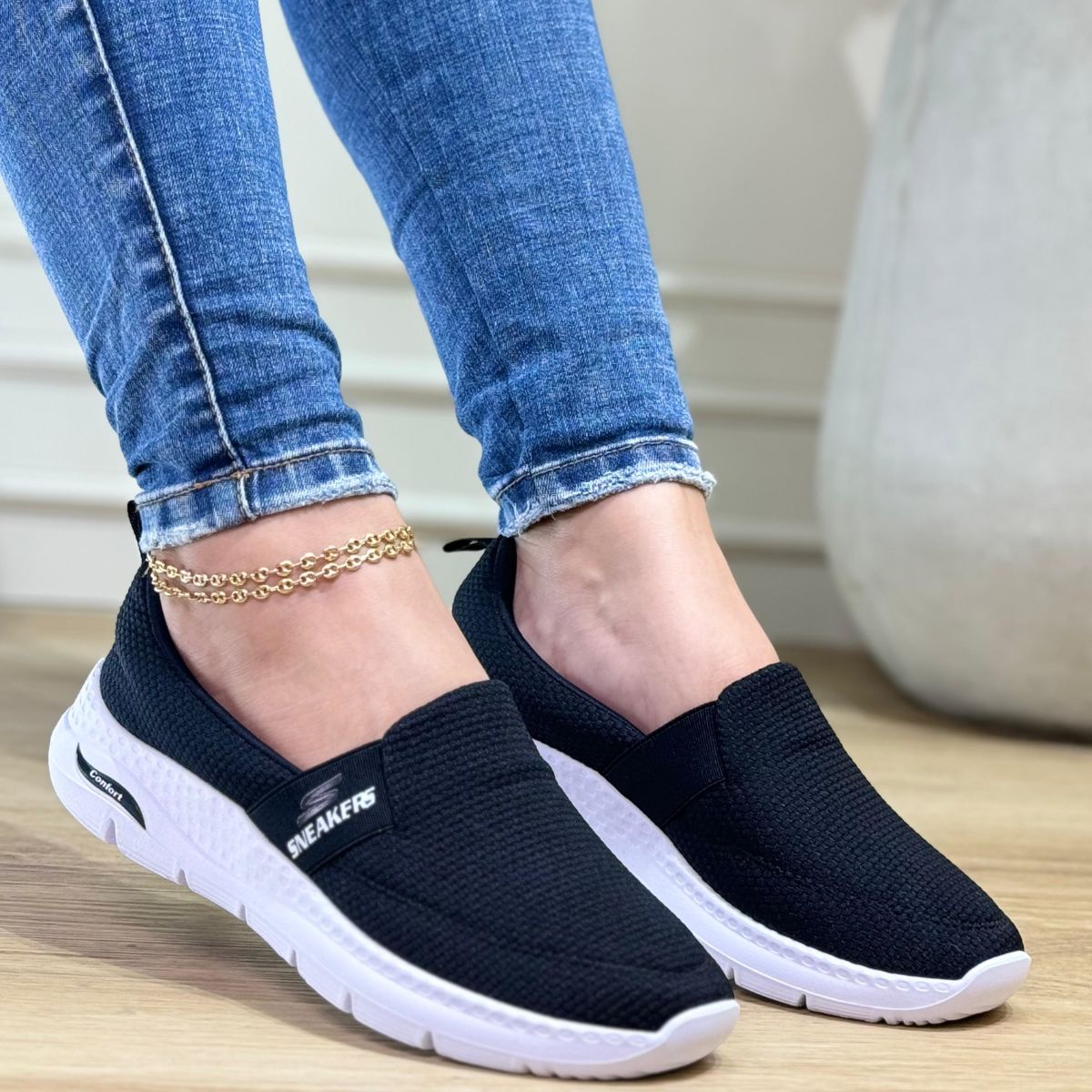 NV Sneakers